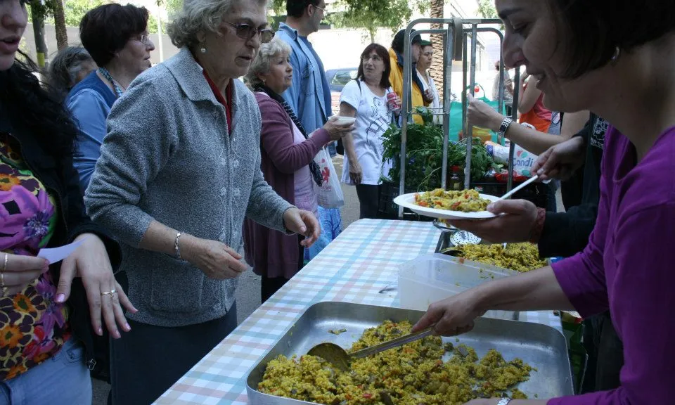 Dinar popular de reaprofitament a la Verneda - Sant Martí